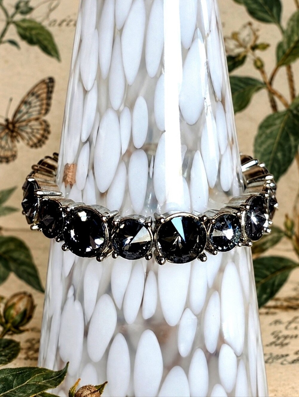 Rivoli Smoke Gray Rhinestone Vintage Stretch Bracelet Silver Tone
